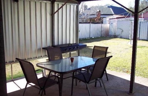 Central Mudgee House | Browncoat Cottage, Mudgee