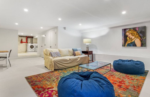 Carroll Gardens Apartment | Brownstone Brooklyn floor-through gem (garden level)