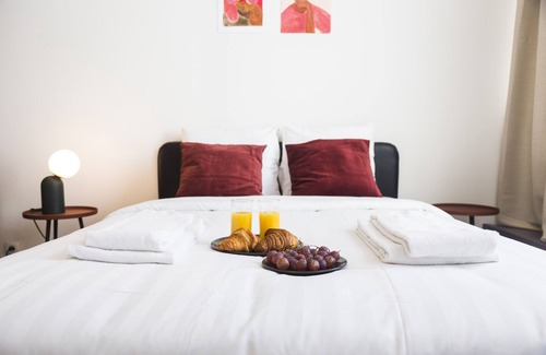 Postel Apartment | Brussels Capouillet Duplex residence