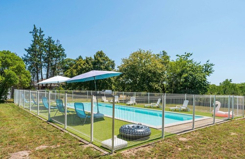Lesperon RV Rental | "Bruyères - Domaine Des Landes" with shared pool, private terrace, and shared garden
