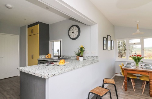 Newport Cottage | Bryn Alaw