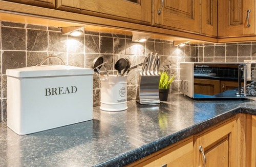 Ystradgynlais Cottage | Brynygroes Cottage Ystradgynlais
