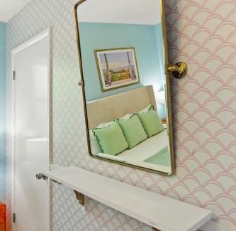 Savannah House | Btwn Downtown and Tybee, POOL, Fire Pit, Sleeps 8