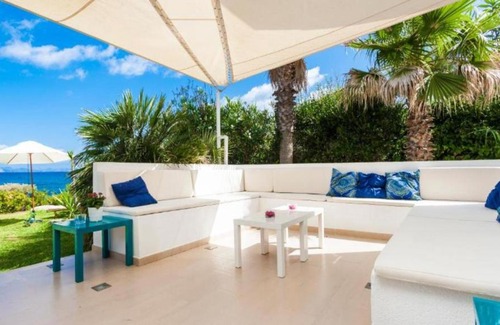 Urbanizacion S'Estanyol House | Buda Blau