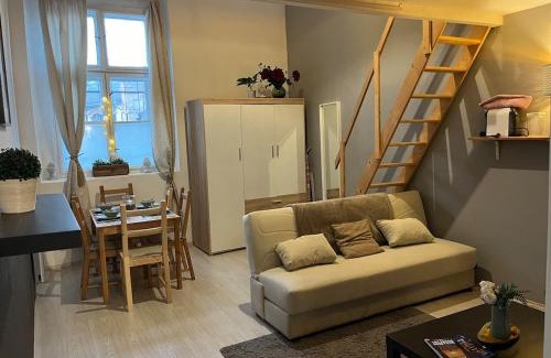 Jozsefvaros Apartment | Budapest Center City Home 2