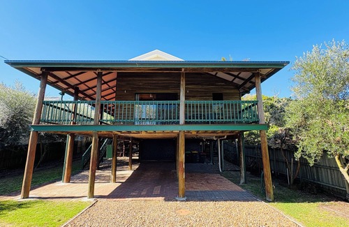 Buddina House | Buddina Beach Cabin