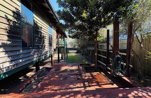 Buddina House | Buddina Beach Cabin