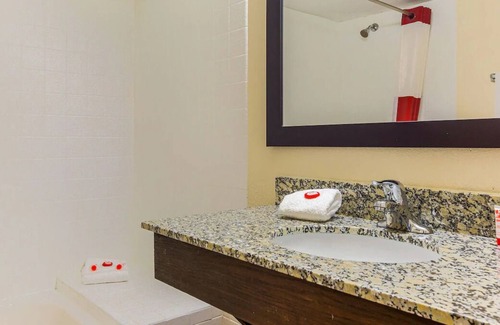 Moline House | Budget-Friendly Stay in Moline! Pets Allowed, Near Rock Island Arsenal