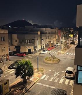 Playa de Arinaga Apartment | Buena Vista