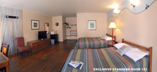 West Colorado Springs Hotel | Buffalo Lodge Bicycle Resort - Amazing access to local trails & the Garden