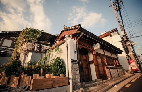 Gahoe-dong House | Bukchonmaru Hanok Guesthouse