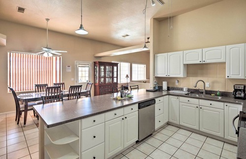 Sunridge Estates House | Bullhead City Home: Tesla Charger ~ 3 Mi to River