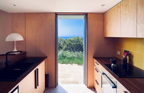 Sydney House | Bundeena Bush and Bird, Holiday Home