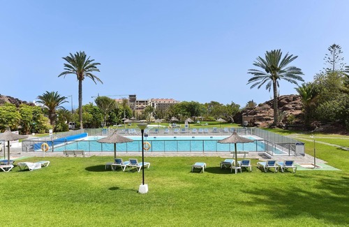 San Agustin Cottage | Bungalow Rocas Rojas by VillaGranCanaria