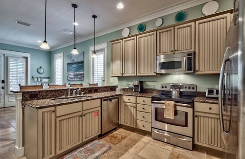 Sandestin Cottage | Bungalo Sandestin® Vacation Home, 6 Seat Golf Cart