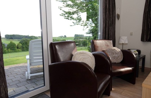 Arensgenhout House | Bungalow 2 to 4 (5) people