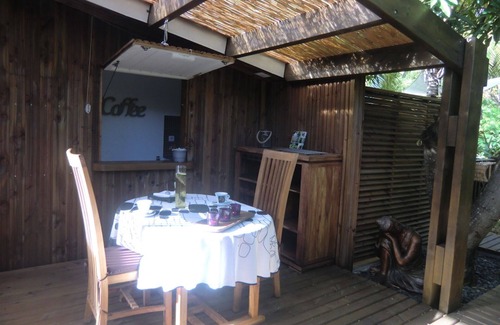 L'Ermitage-les-Bains House | Bungalow and zen terraces nestled in an exotic garden near the lagoon