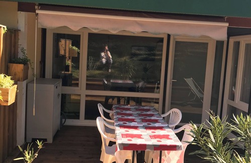 Leon House | Bungalow Dans un Village Vacances a 5 min de la Plage