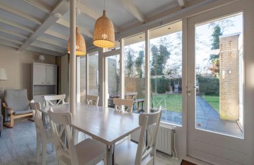Sint Maartenszee House | Bungalow in Sint Maartenszee near Beach