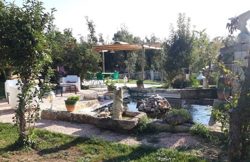 Le Cailar Apartment | Bungalow on large private lot