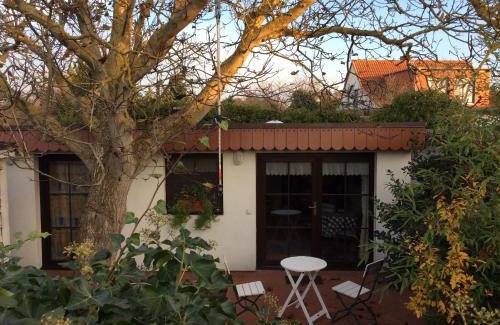 Breege Apartment | Bungalow unterm Walnussbaum Dorfstr.96