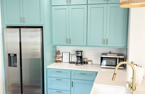 Norman House | Bungalow walking distance to Norman's downtown Main Street