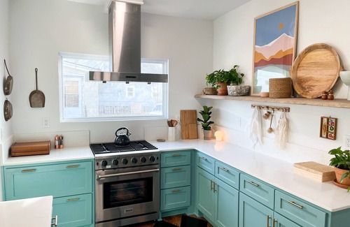 Norman House | Bungalow walking distance to Norman's downtown Main Street