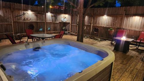 Wimberley House | Bungalows on the Square- Unit 1