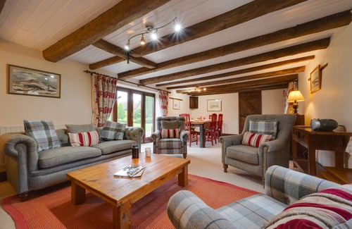 Binham Cottage | Bunker Hill Barn