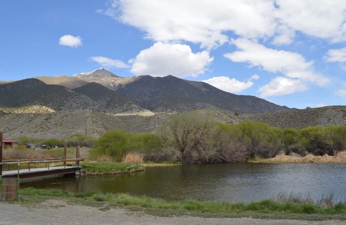 Kingston RV Rental | Bunker Hill Hideaway full RV sites nestled in Kingston Nevada
