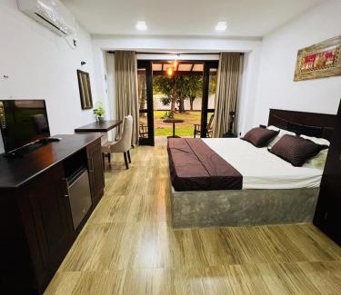Hikkaduwa Villa | Bunty Residence Ambalangoda