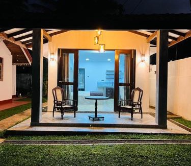 Hikkaduwa Villa | Bunty Residence Ambalangoda