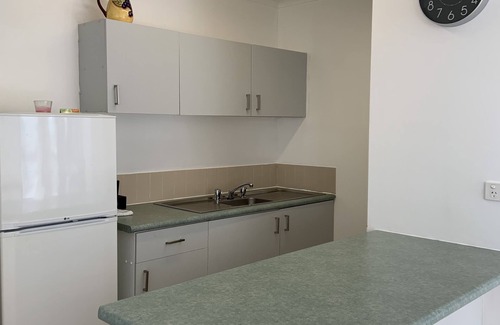 Burleigh Heads Apartment | Burleigh Gardens North Hi-Rise