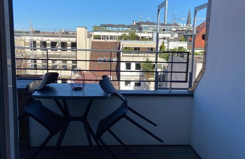 Kreuzviertel Apartment | Business Suite One löwengrube