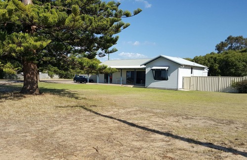 Geographe House | Busselton BEACH FRONT House