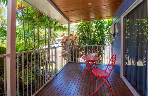 Horseshoe Bay House | Butterfly Bungalow