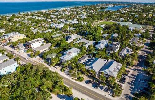 Anna Maria House | Buttonwood Cottage