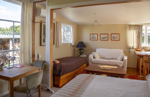 Carterton House | Buzzy Garden B&B - the perfect accomodation to explore the Wairarapa