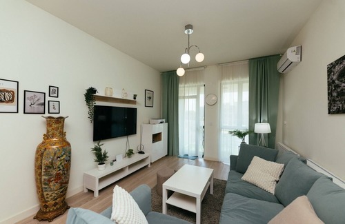 Sarajevska Apartment | BW One-Bedroom with Gallery View, Breakfast and Parking included