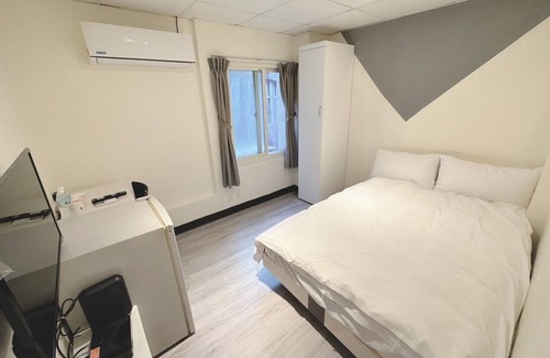 Datong House | BY Charming 1-BR hotel in terrific Taipei City with AC, easy to go everywhere