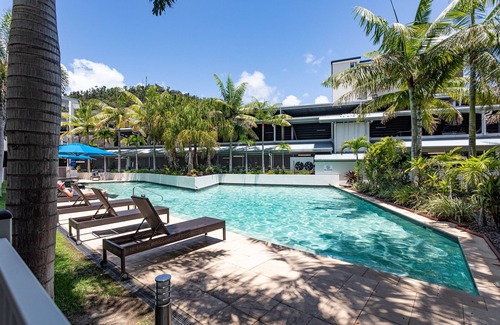Airlie Beach Apartment | By The Sea Shore