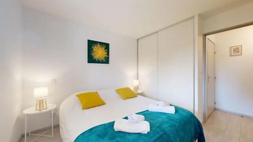 Saint Michel Apartment | Côté Jardin - Hometimal - Appartement quartier Saint Michel