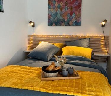 Concarneau Apartment | Cœur de Concarneau, appartement entier, proche centre, corniche et plage avec parking