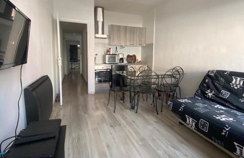 Gap Apartment | Cœur de ville au 1er 66M2, vu sur la place