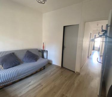 Gap Apartment | Cœur de ville au 1er 66M2, vu sur la place