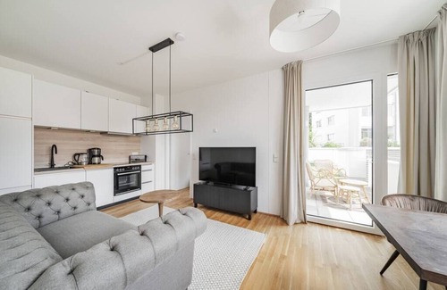 Gmunden Apartment | C.h.e.s.t.e.r. G.a.r.d.e.n. | BBQ | Pets