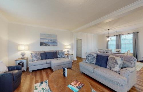 Mexico Beach House | C Shucker