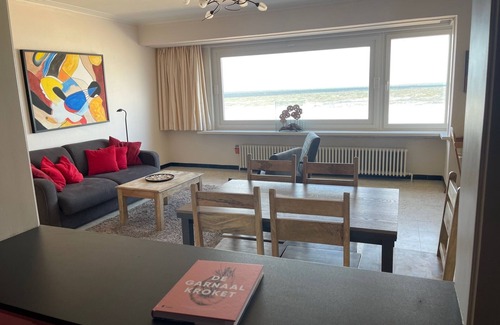 Ostend Apartment | C the C OostendennApartment with an Amazing viewnn