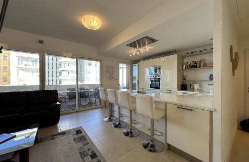 Pointe Croisette Apartment | C028-Nice apartment with terrace - close to the beach