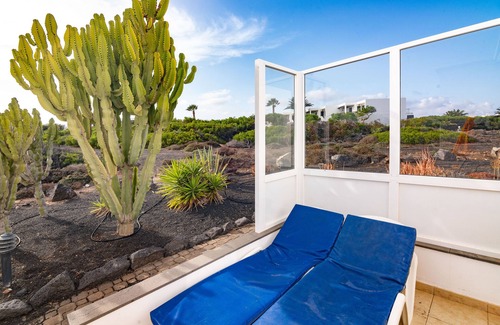 Haria House | C1, in a small complex with communal heated pool 100m from the sea